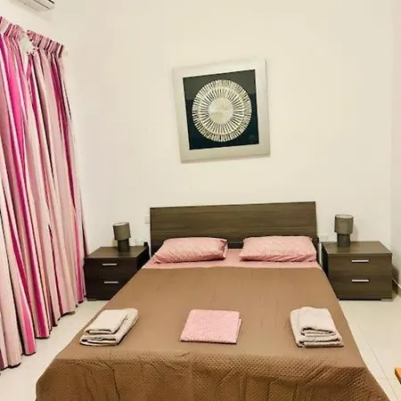 Private In St Julian's At Spinola Bay
